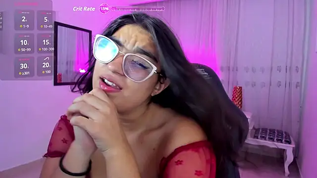 Luna Jonnes1 online show from June 30, 7:37 pm
