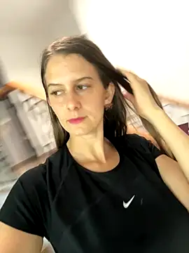 Snapshot of HannaGrand chatting on December 5, 7:21 pm HannaGrand online show from December 5, 7:21 pm