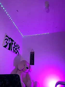 Snapshot of SHAILABROWN chatting on November 29, 9:29 pm SHAILABROWN online show from November 29, 9:29 pm