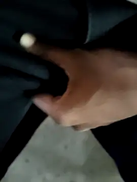 Snapshot of Long-termMarble56 chatting on February 15, 10:25 am Long-termMarble56 online show from February 15, 10:25 am