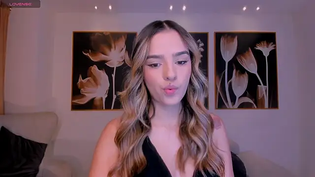 LaurentRosse1 online show from July 5, 10:50 pm