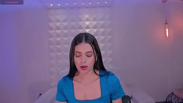 BellaConnorX online show from July 31, 4:45 am