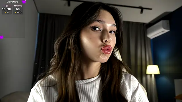 candylolly   online show from November 4, 5:50 am