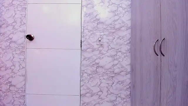 DIRTY MIIA  online show from February 9, 12:42 pm