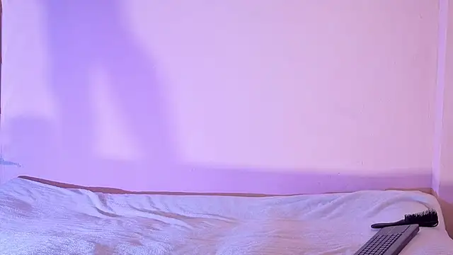 MelissaLuxx online show from November 3, 11:00 am