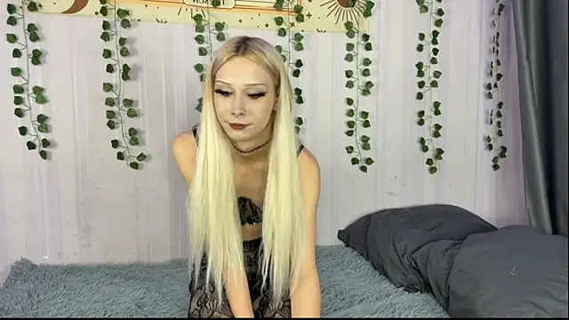 EvaSteinberg online show from November 21, 8:07 pm