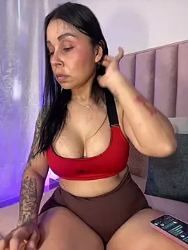 Natural BIGASS Nina online show from May 26, 7:32 pm