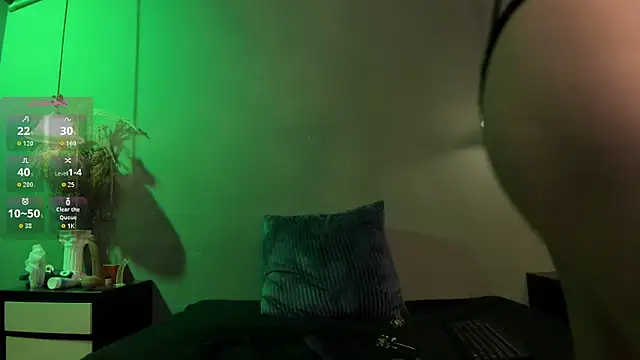 Snapshot of Kripta132 chatting on November 22, 11:42 am Kripta132 online show from November 22, 11:42 am