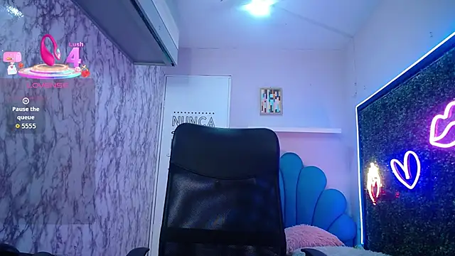 valeria martinez19 online show from December 17, 10:05 pm