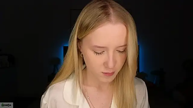 adele armass online show from February 5, 9:08 pm