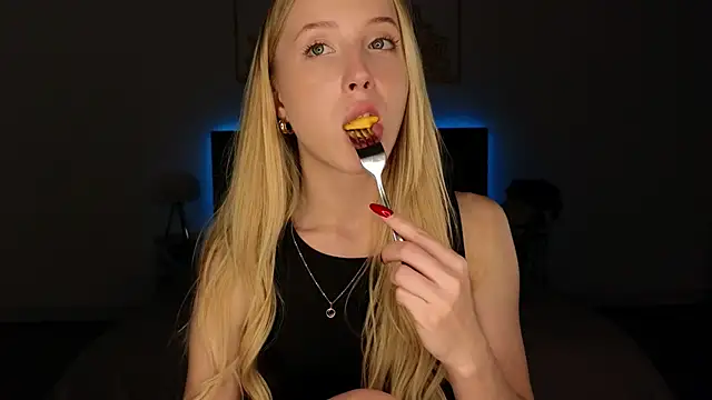 adele armass online show from June 6, 9:08 pm