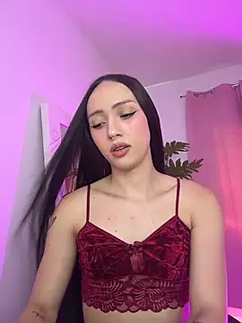 Snapshot of BabyLauritaa chatting on June 2, 7:49 pm BabyLauritaa online show from June 2, 7:49 pm