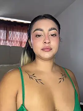 Elina Hills online show from June 25, 3:38 pm