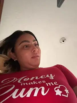 Elina Hills online show from July 3, 3:07 pm