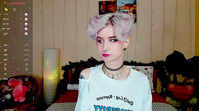 Angel Julles online show from December 21, 1:35 am