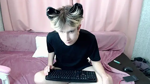 Harvey foster online show from October 31, 8:54 pm