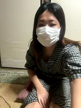 Snapshot of tsuk4s4_ chatting on November 4, 2:43 am tsuk4s4 online show from November 4, 2:43 am