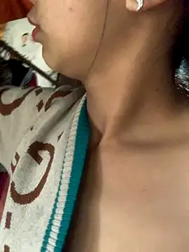 Snapshot of bi-bo123 chatting on November 15, 2:09 am bi-bo123 online show from November 15, 2:09 am