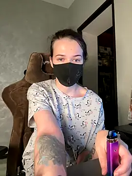 Snapshot of ZlatoslavaLo chatting on November 15, 5:38 am ZlatoslavaLo online show from November 15, 5:38 am