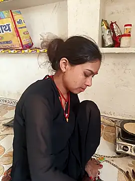 Snapshot of Cute_Arushi chatting on November 30, 4:49 am Cute Arushi online show from November 30, 4:49 am