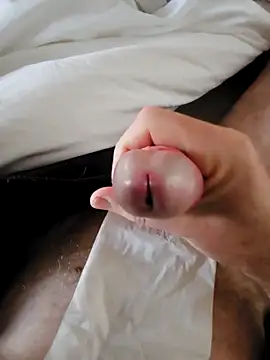 Snapshot of cum_daily1 chatting on November 4, 8:57 am cum daily1 online show from November 4, 8:57 am