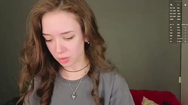 Snapshot of tinyanie chatting on March 5, 8:16 pm tinyanie online show from March 5, 8:16 pm