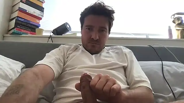 dutchpieter95 online show from June 16, 7:11 am