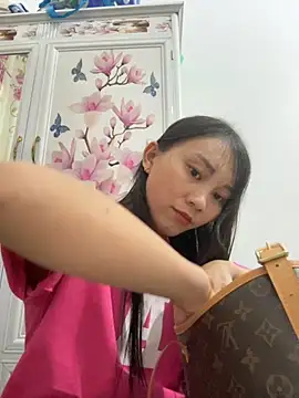 Amino-Suca online show from November 7, 5:46 pm