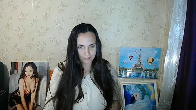 Snapshot of VoulezVous_Angel chatting on May 29, 4:54 am VoulezVous Angel online show from May 29, 4:54 am