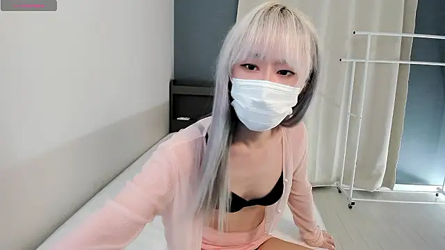 Snapshot of yeji_2001 chatting on November 15, 11:18 am yeji 2001 online show from November 15, 11:18 am