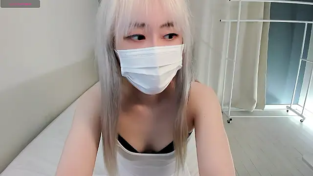 Snapshot of yeji_2001 chatting on November 29, 11:02 am yeji 2001 online show from November 29, 11:02 am