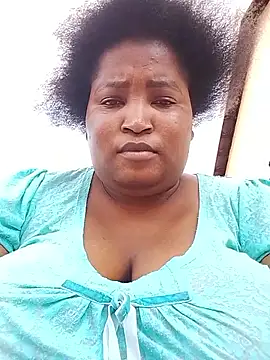 Snapshot of MassiveBoobsxxxx chatting on November 12, 12:16 pm MassiveBoobsxxxx online show from November 12, 12:16 pm