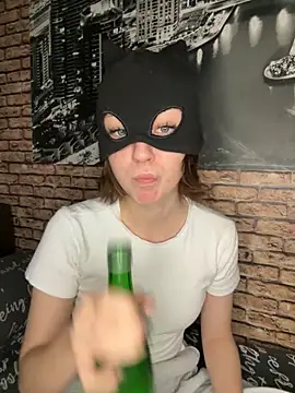 Snapshot of bunnyria1 chatting on November 17, 4:24 pm bunnyria1 online show from November 17, 4:24 pm