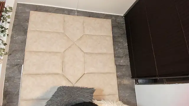 Liia Leens online show from February 4, 3:12 am