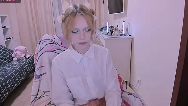 Snapshot of sunkissedsin chatting on December 13, 11:32 pm sunkissedsin online show from December 13, 11:32 pm