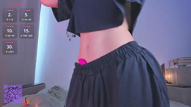 BermudaTrait online show from February 10, 12:20 pm