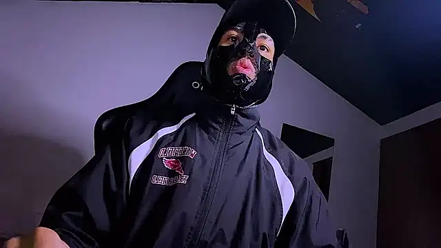 3v1l online show from June 19, 11:41 pm