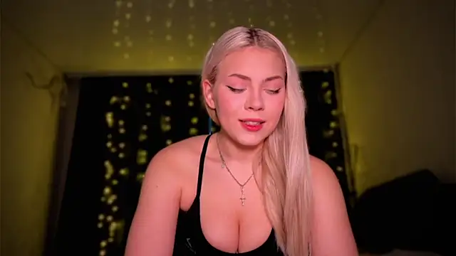 alisaoceaneeyes online show from November 12, 12:27 pm