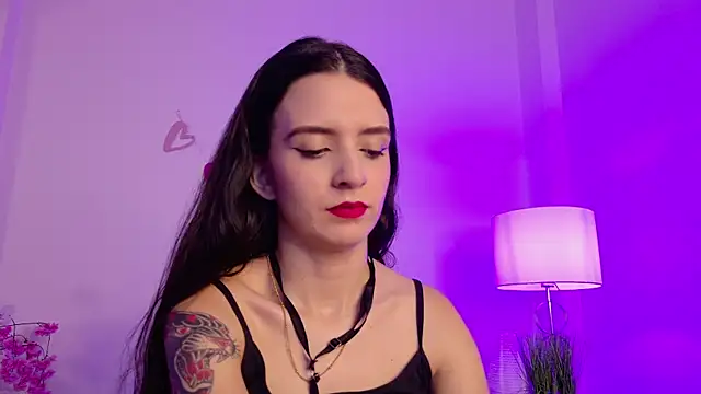 Snapshot of dark_angell77 chatting on June 6, 11:15 am dark angell77 online show from June 6, 11:15 am