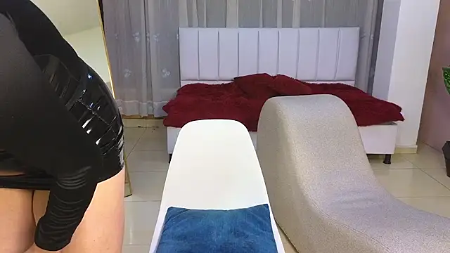 malen fitnessmilf online show from July 23, 1:58 am