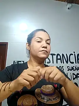 Snapshot of Samaraa_Lee chatting on November 12, 11:54 am Samaraa Lee online show from November 12, 11:54 am