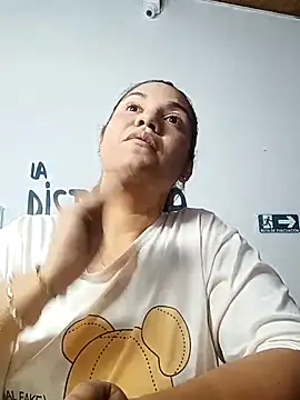 Samaraa Lee online show from December 17, 6:41 am