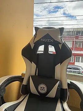 Snapshot of Samantha_firee chatting on November 18, 2:43 pm Samantha firee online show from November 18, 2:43 pm