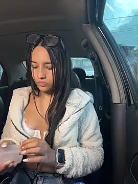 Snapshot of Samantha_firee chatting on December 3, 11:08 am Samantha firee online show from December 3, 11:08 am