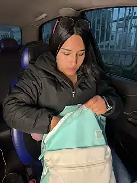 Samantha firee online show from January 6, 11:14 am