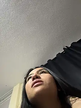 Samantha firee online show from January 7, 11:01 am