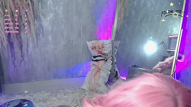 Snapshot of shidory_mei chatting on November 24, 7:02 pm shidory mei online show from November 24, 7:02 pm