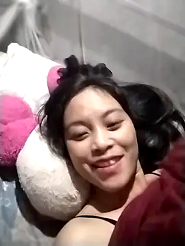 Snapshot of Alice-567 chatting on November 2, 2:41 pm Alice-567 online show from November 2, 2:41 pm