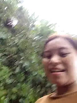 Snapshot of Alice-567 chatting on November 15, 12:41 am Alice-567 online show from November 15, 12:41 am