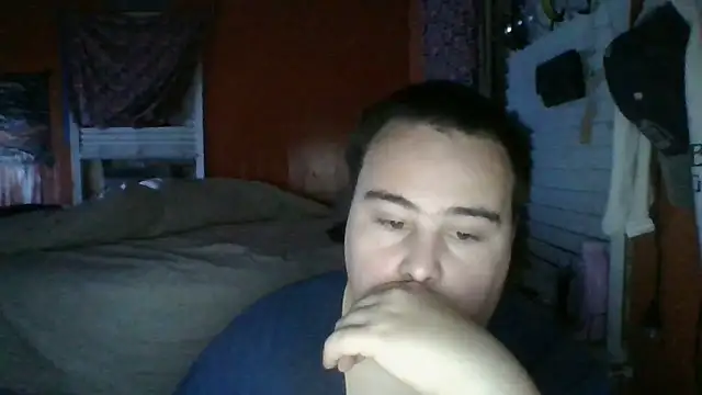 Snapshot of Theo269 chatting on February 14, 12:40 am Theo269 online show from February 14, 12:40 am